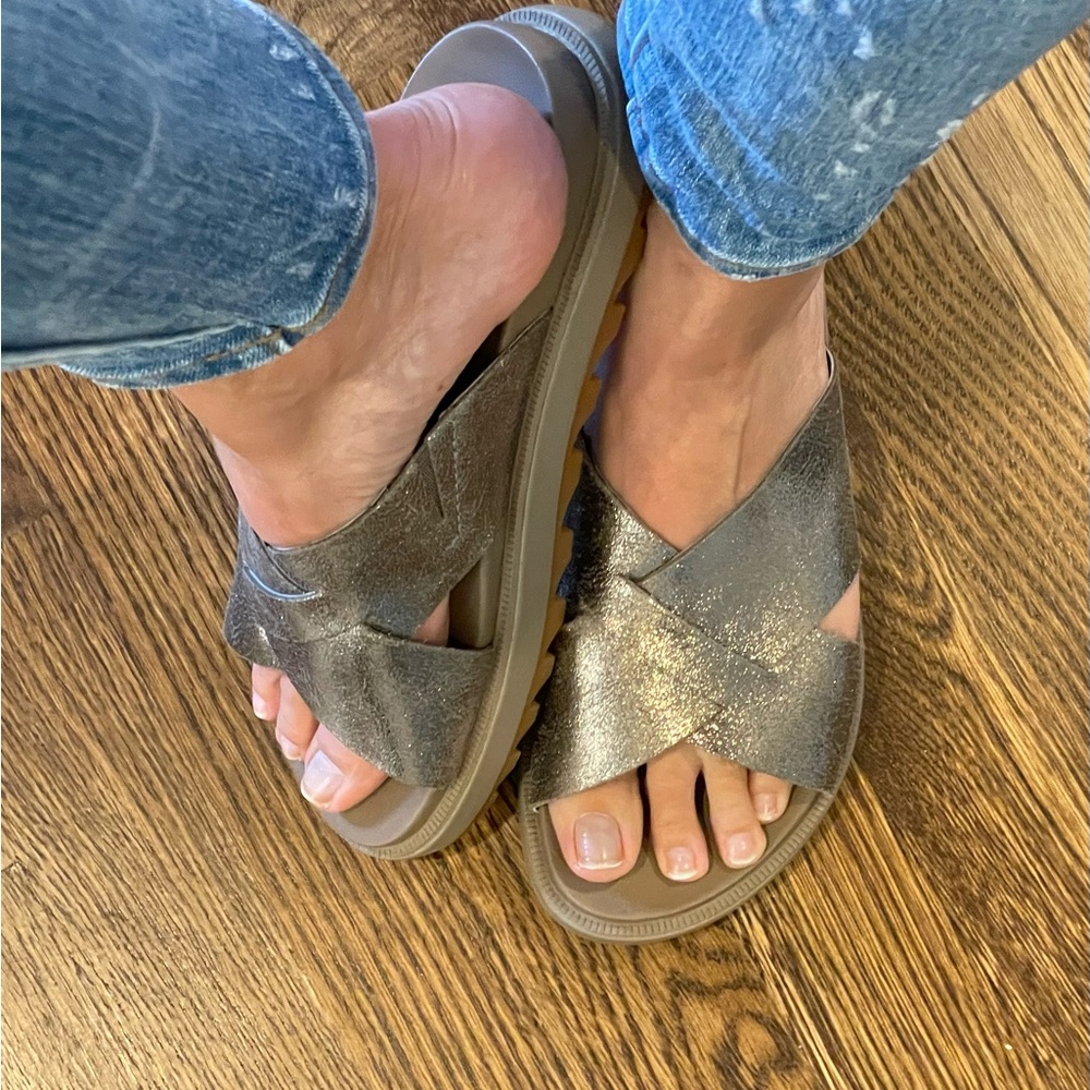 SOREL Slides Sandals Size 6.5